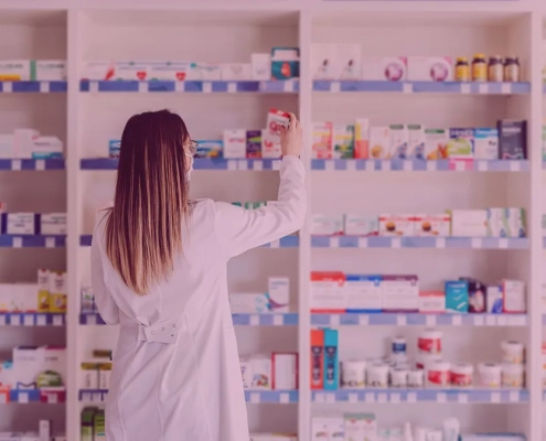 que estudiar para trabajar en una farmacia